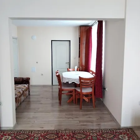 деспина Apartamento Balchik